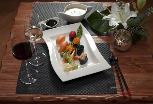 Muang Thai Restaurant [A]